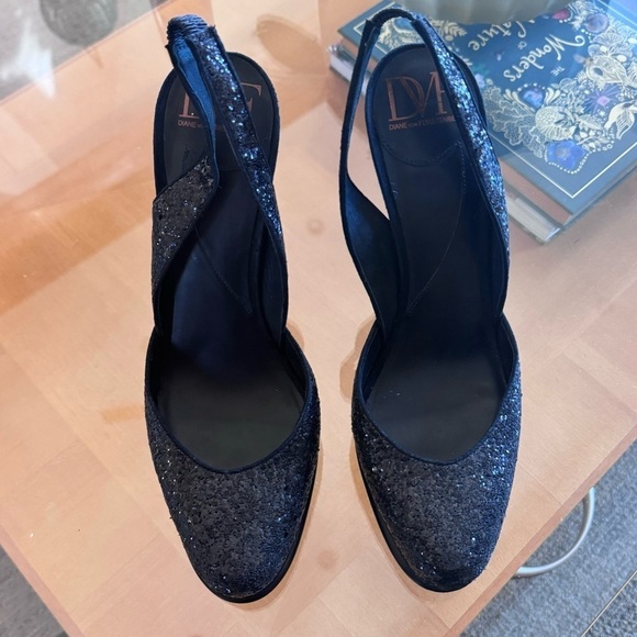 DVF Diane von Furstenberg black glitter heels sling back pumps d’Orsay women’s - Picture 6 of 13